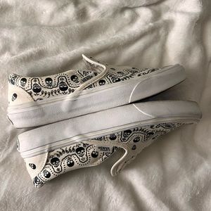 Skull Paisley Vans